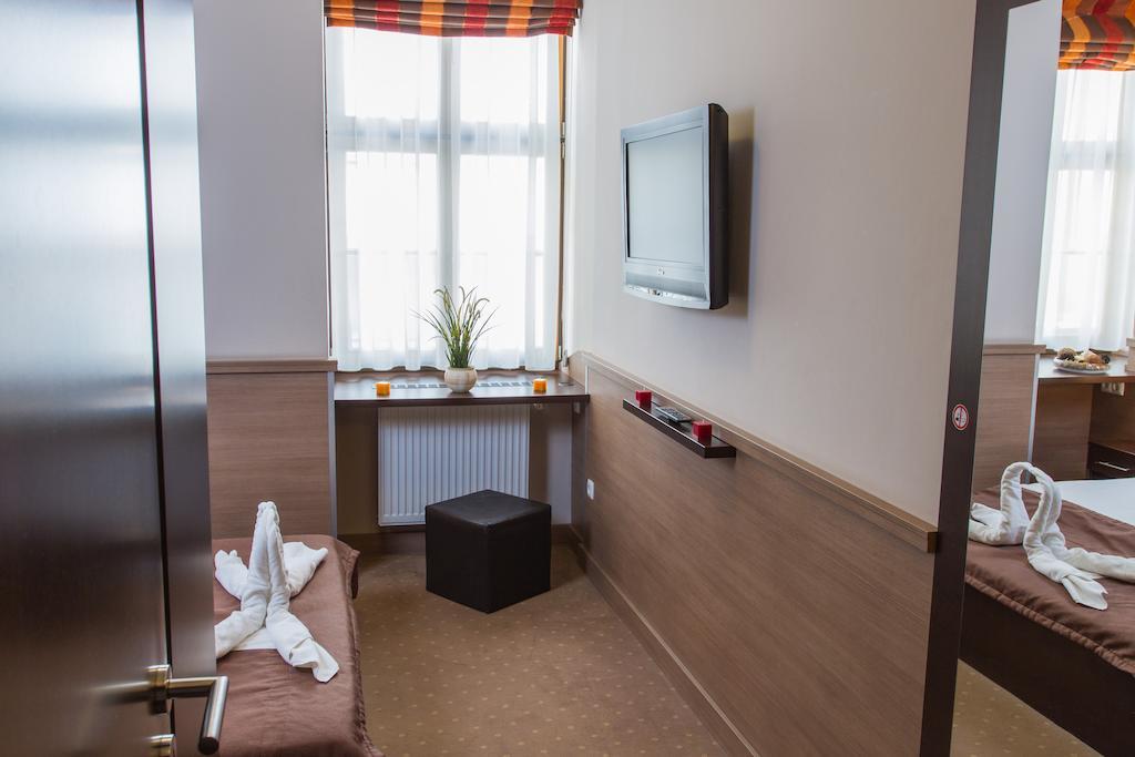 21 And Hotel Budapeszt
