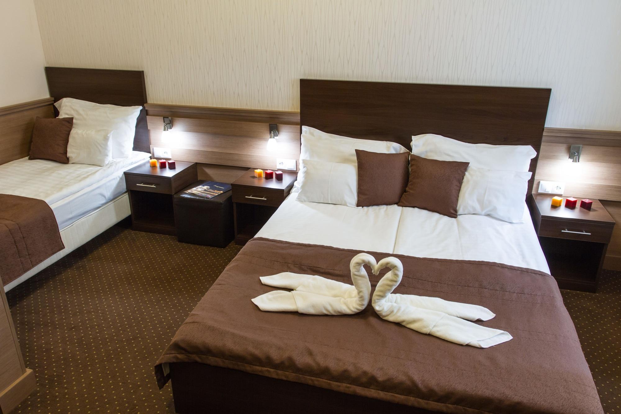 21 And 3* Budapešť
